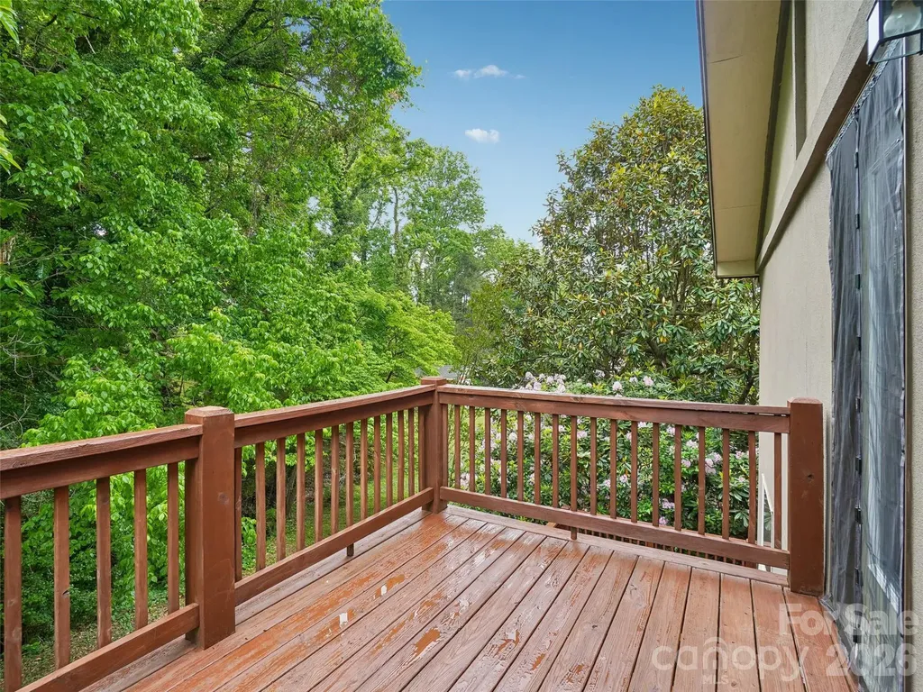 3 Delaware Avenue Asheville NC 28806