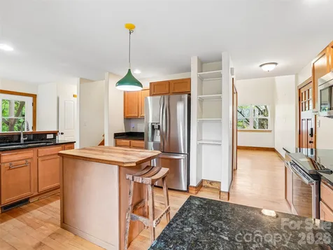 3 Delaware Avenue Asheville NC 28806