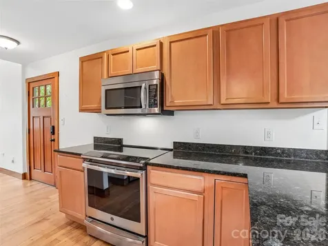 3 Delaware Avenue Asheville NC 28806