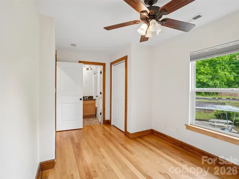 3 Delaware Avenue Asheville NC 28806