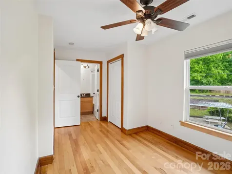3 Delaware Avenue Asheville NC 28806