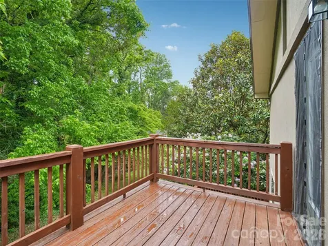 3 Delaware Avenue Asheville NC 28806