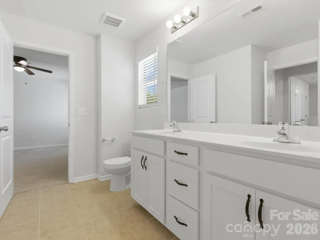 17033 Carolina Pine Row Charlotte NC 28278