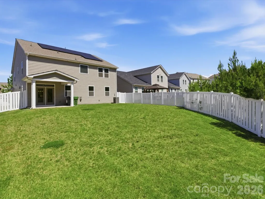 17033 Carolina Pine Row Charlotte NC 28278