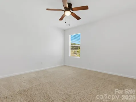 17033 Carolina Pine Row Charlotte NC 28278