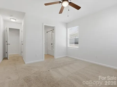 17033 Carolina Pine Row Charlotte NC 28278