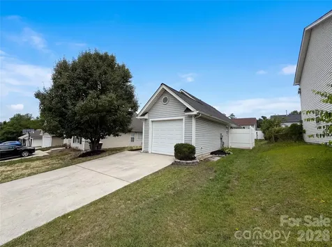 1841 Mission Oaks Street Kannapolis NC 28083