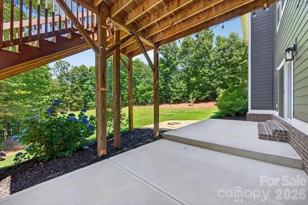 104 Broad Birch Drive Davidson NC 28036