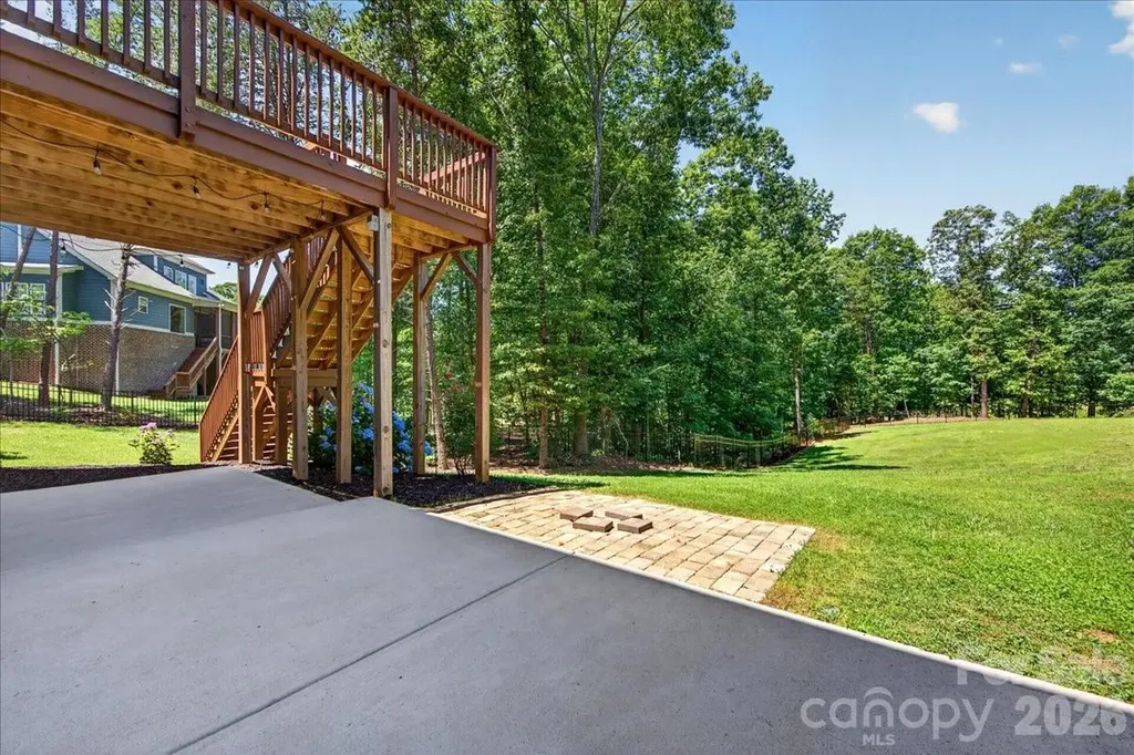 104 Broad Birch Drive Davidson NC 28036