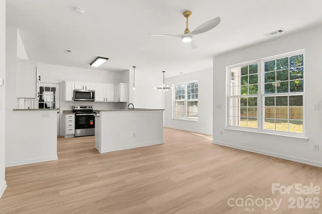 14426 Arlandes Drive Charlotte NC 28278