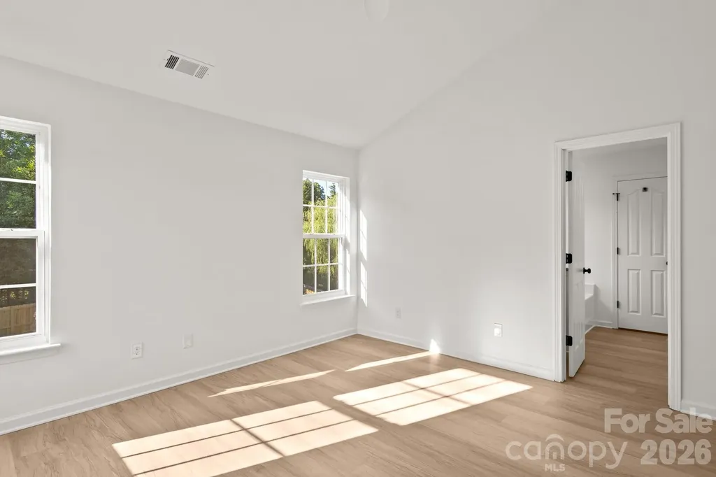14426 Arlandes Drive Charlotte NC 28278
