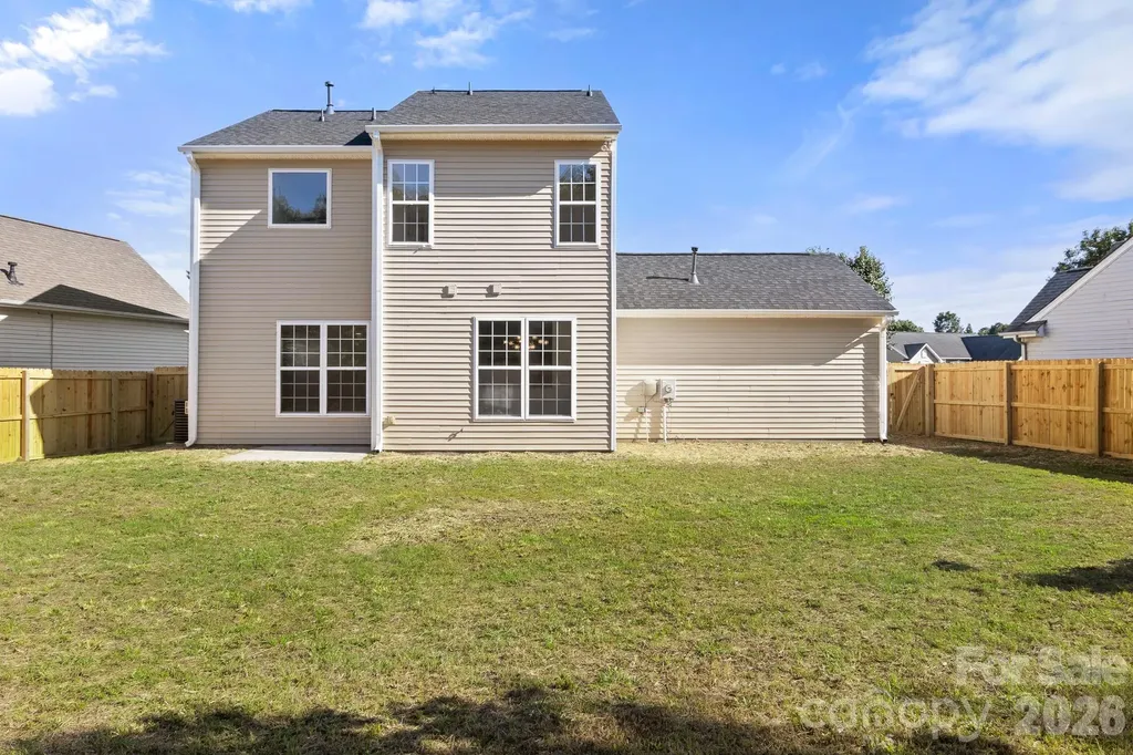 14426 Arlandes Drive Charlotte NC 28278