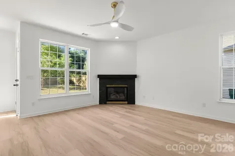14426 Arlandes Drive Charlotte NC 28278