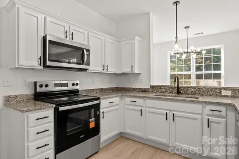 14426 Arlandes Drive Charlotte NC 28278