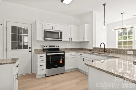 14426 Arlandes Drive Charlotte NC 28278