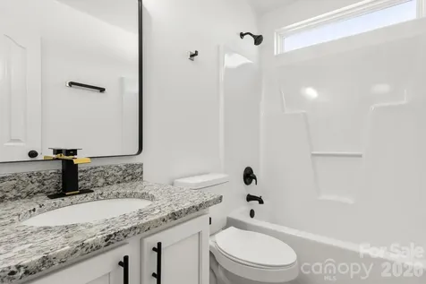 14426 Arlandes Drive Charlotte NC 28278