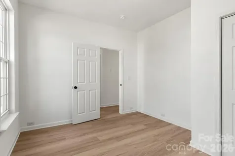 14426 Arlandes Drive Charlotte NC 28278
