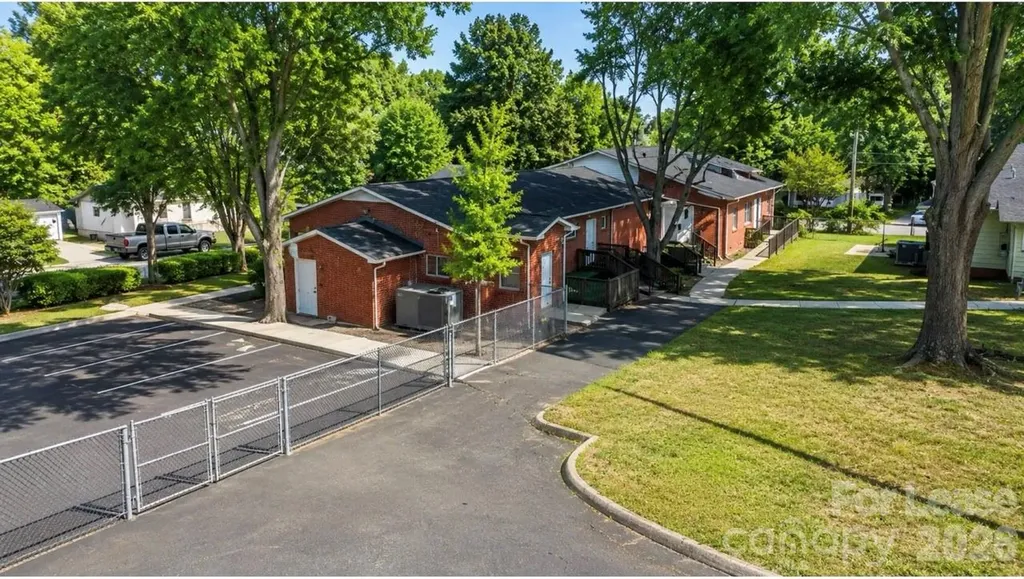 848 Old Charlotte Road SW Concord NC 28027