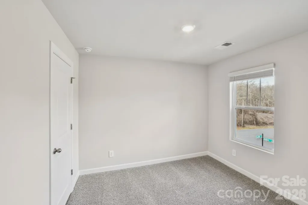 5040 Poplin Valley Cherryville NC 28021