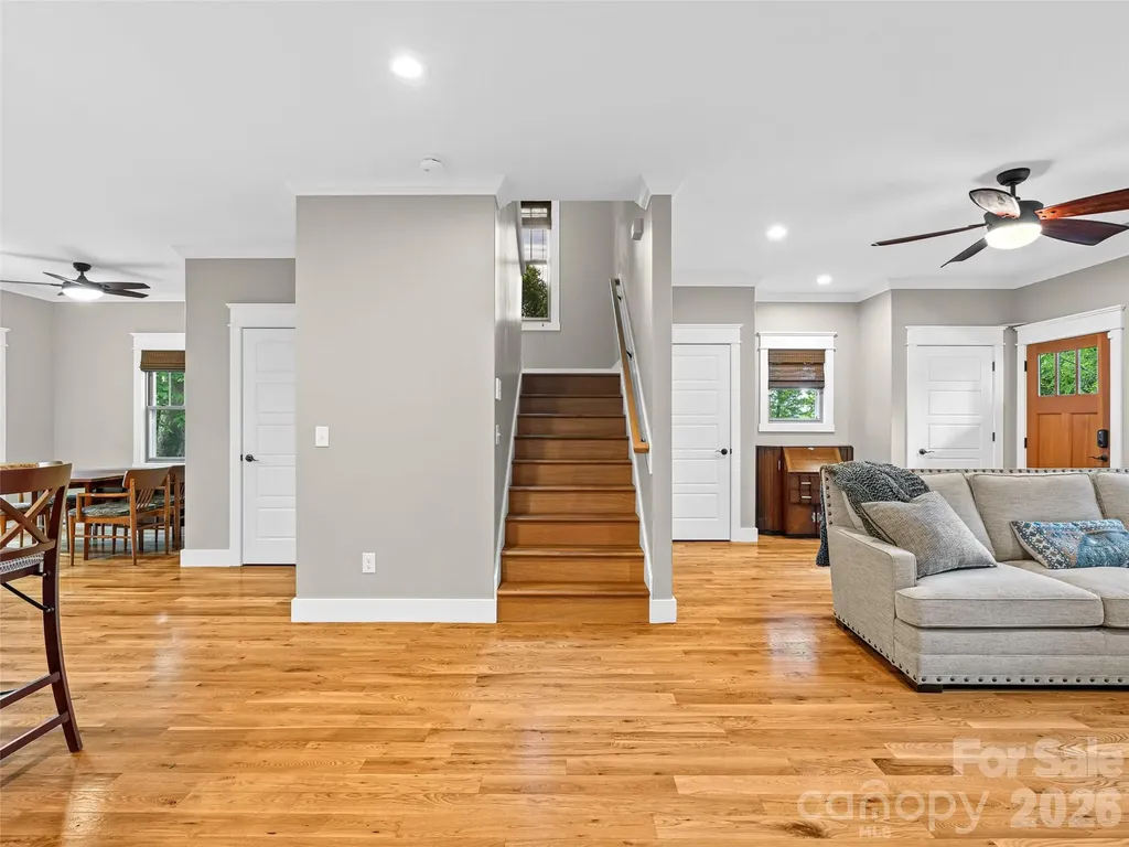 71 Mcclain Street Asheville NC 28803