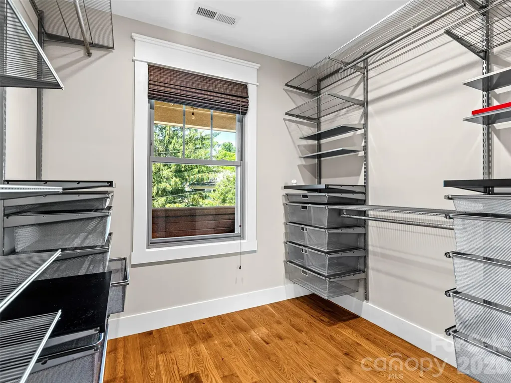 71 Mcclain Street Asheville NC 28803