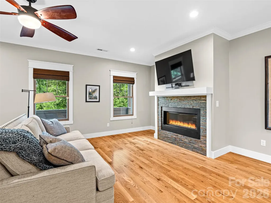 71 Mcclain Street Asheville NC 28803
