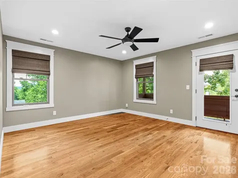 71 Mcclain Street Asheville NC 28803