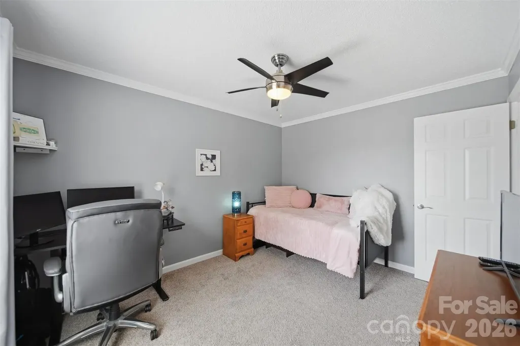 2104 Sheffield Court NW Conover NC 28613