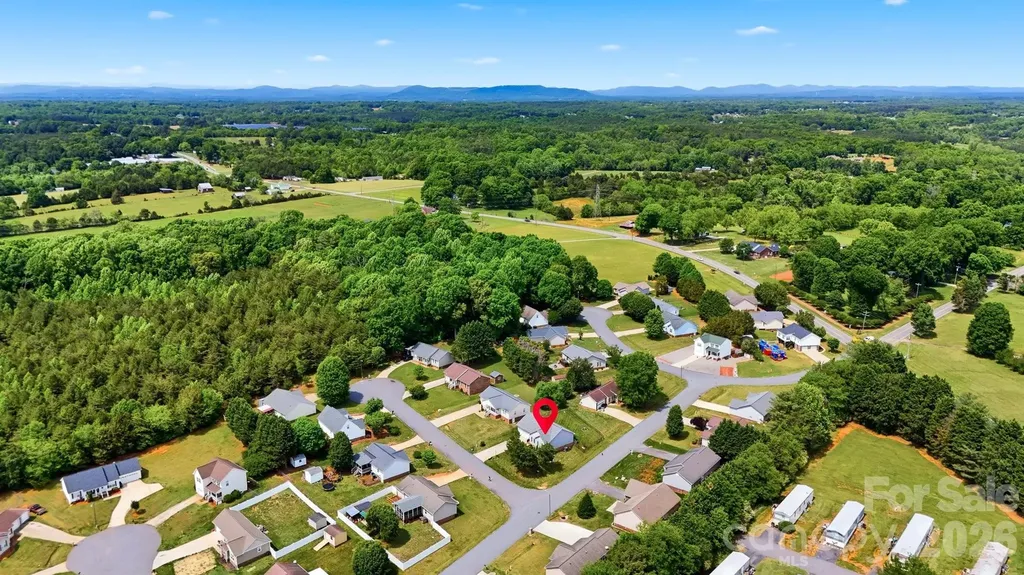 2104 Sheffield Court NW Conover NC 28613