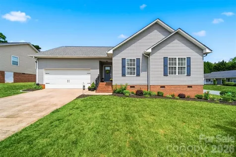 2104 Sheffield Court NW Conover NC 28613