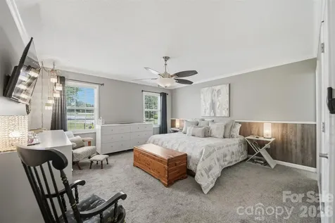 2104 Sheffield Court NW Conover NC 28613
