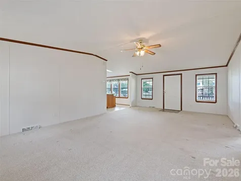 25 Lester Lane Waynesville NC 28785