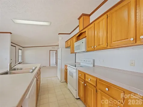 25 Lester Lane Waynesville NC 28785