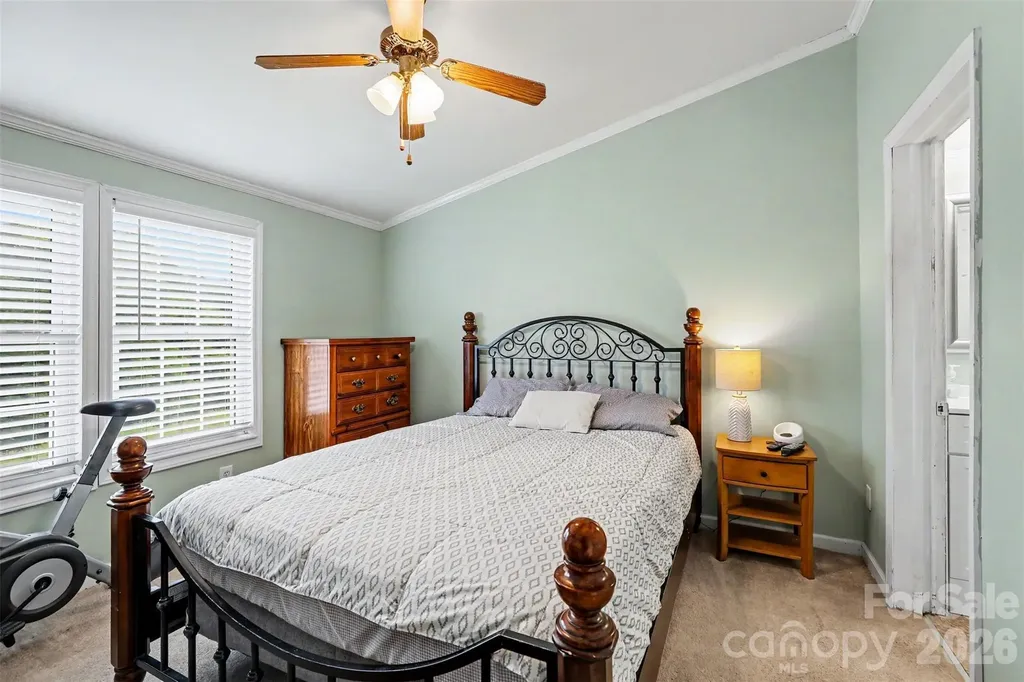 528 Woodlawn Avenue SW Concord NC 28025