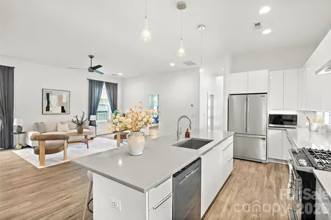 1704 Pegram Street Charlotte NC 28205