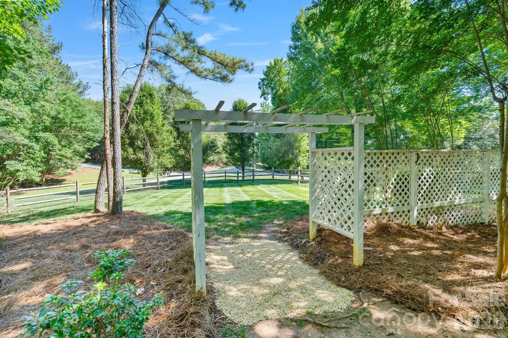 108 Broadview Circle Mooresville NC 28117