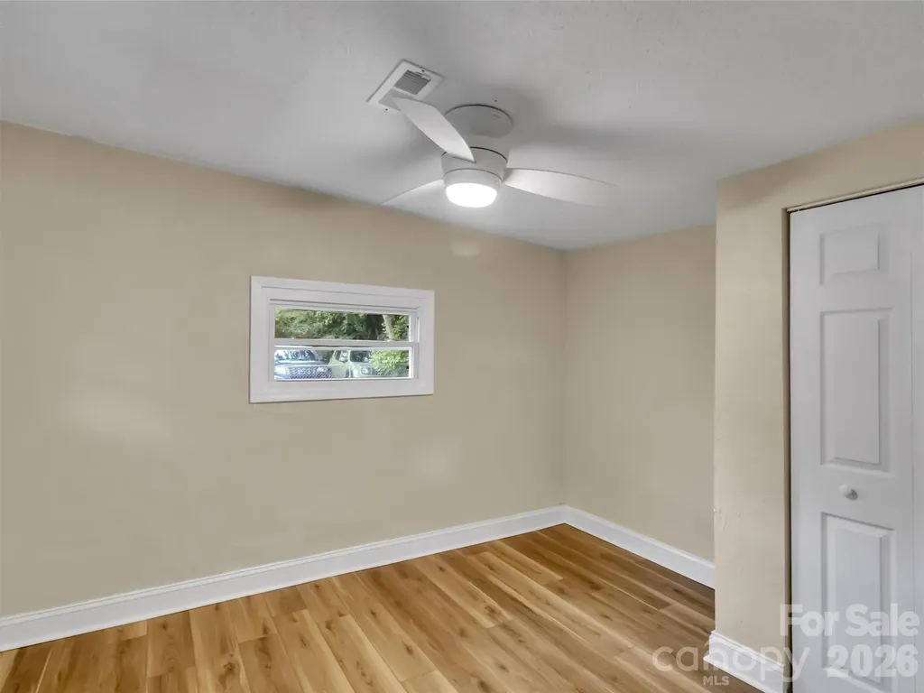 492 Riverbend Street Waynesville NC 28786