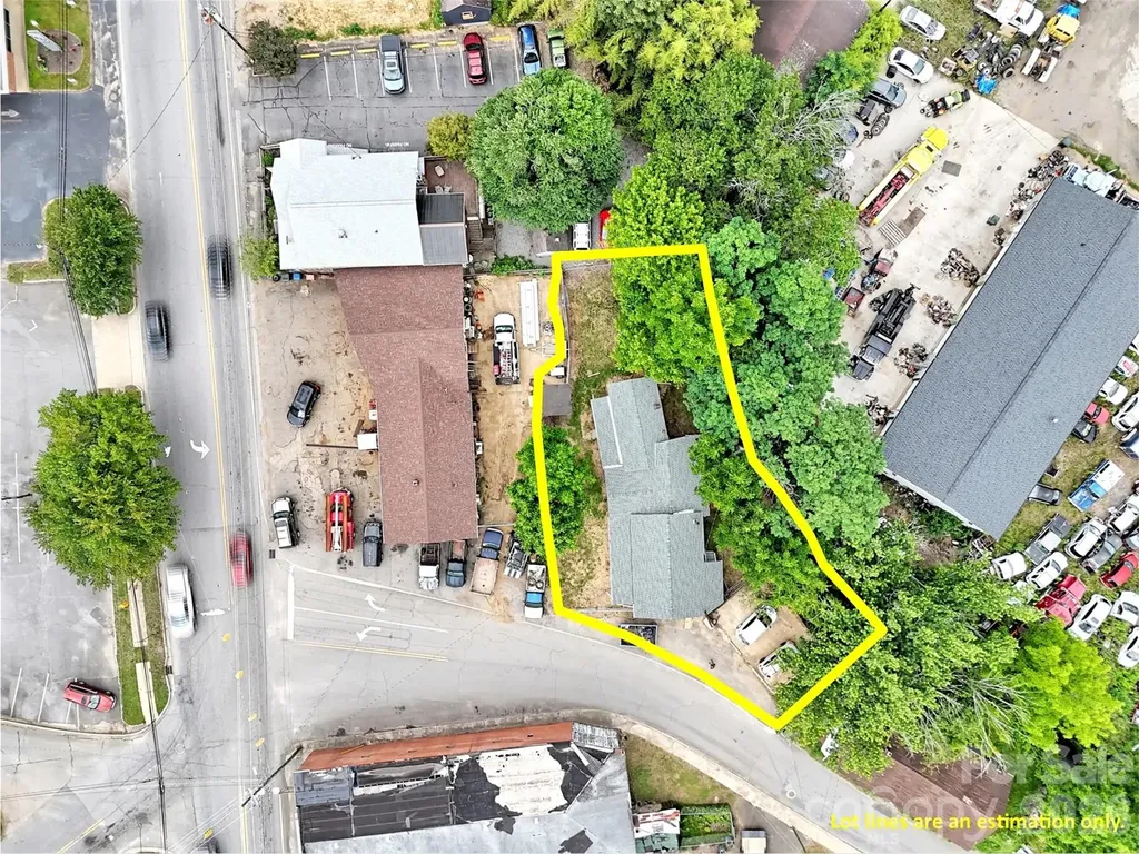 492 Riverbend Street Waynesville NC 28786
