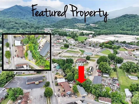 492 Riverbend Street Waynesville NC 28786
