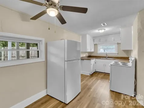 492 Riverbend Street Waynesville NC 28786