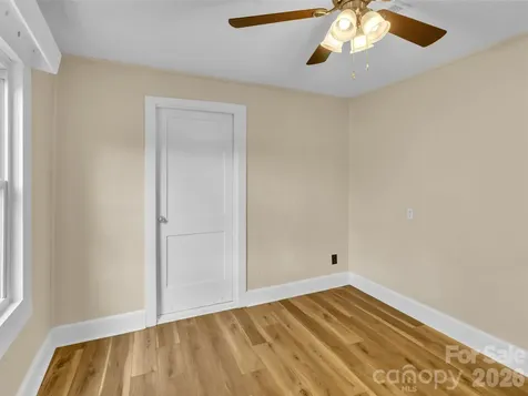 492 Riverbend Street Waynesville NC 28786