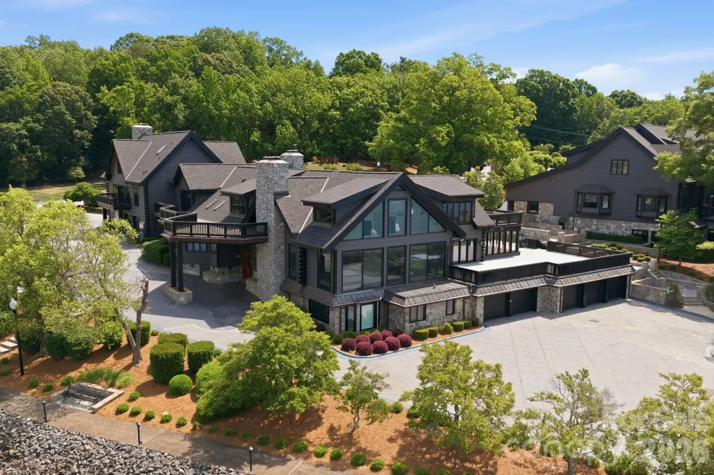 9719 Nine Eagles Lane Charlotte NC 28278