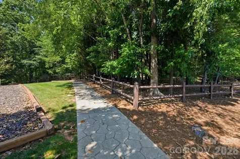 9719 Nine Eagles Lane Charlotte NC 28278