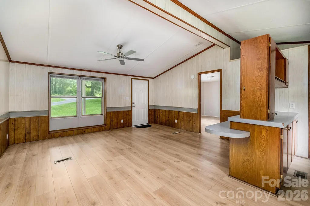 4449 Hickory Highway Statesville NC 28677