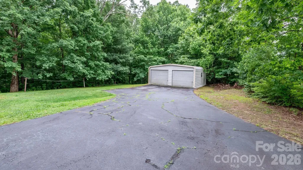 4449 Hickory Highway Statesville NC 28677