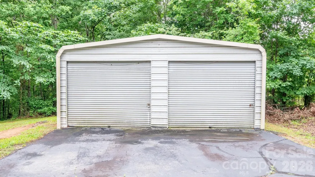 4449 Hickory Highway Statesville NC 28677