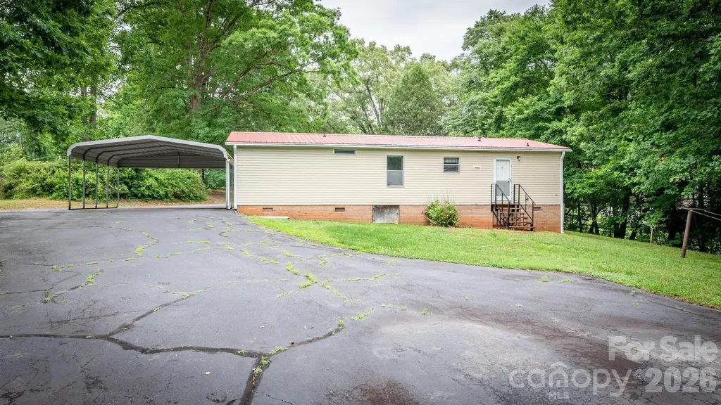 4449 Hickory Highway Statesville NC 28677
