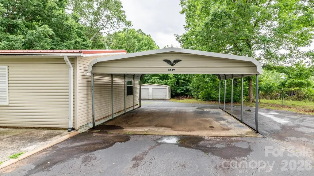 4449 Hickory Highway Statesville NC 28677