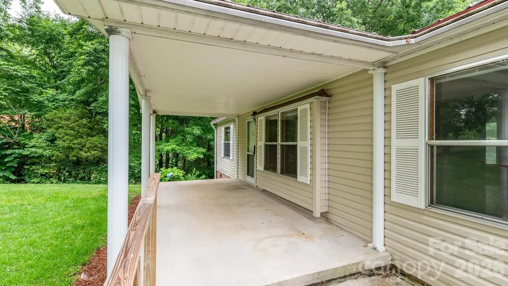 4449 Hickory Highway Statesville NC 28677