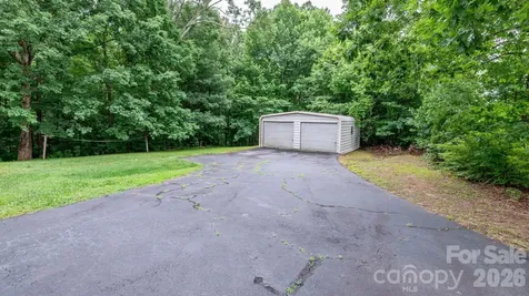4449 Hickory Highway Statesville NC 28677